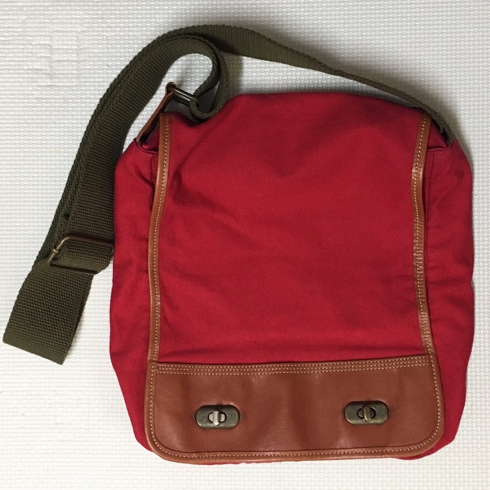 Esprit crossbody bag